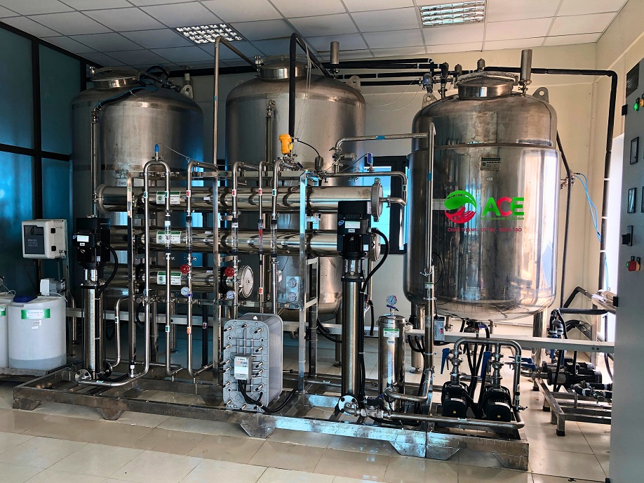 Nên mua máy lọc tổng hay máy lọc RO?